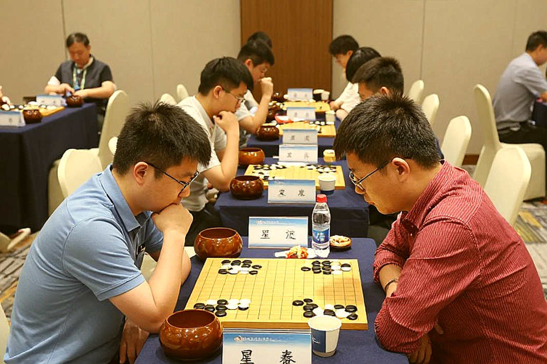 Samarkand, Round Nine: Gukesh's Great Escape and the Cracks Behind the Medal