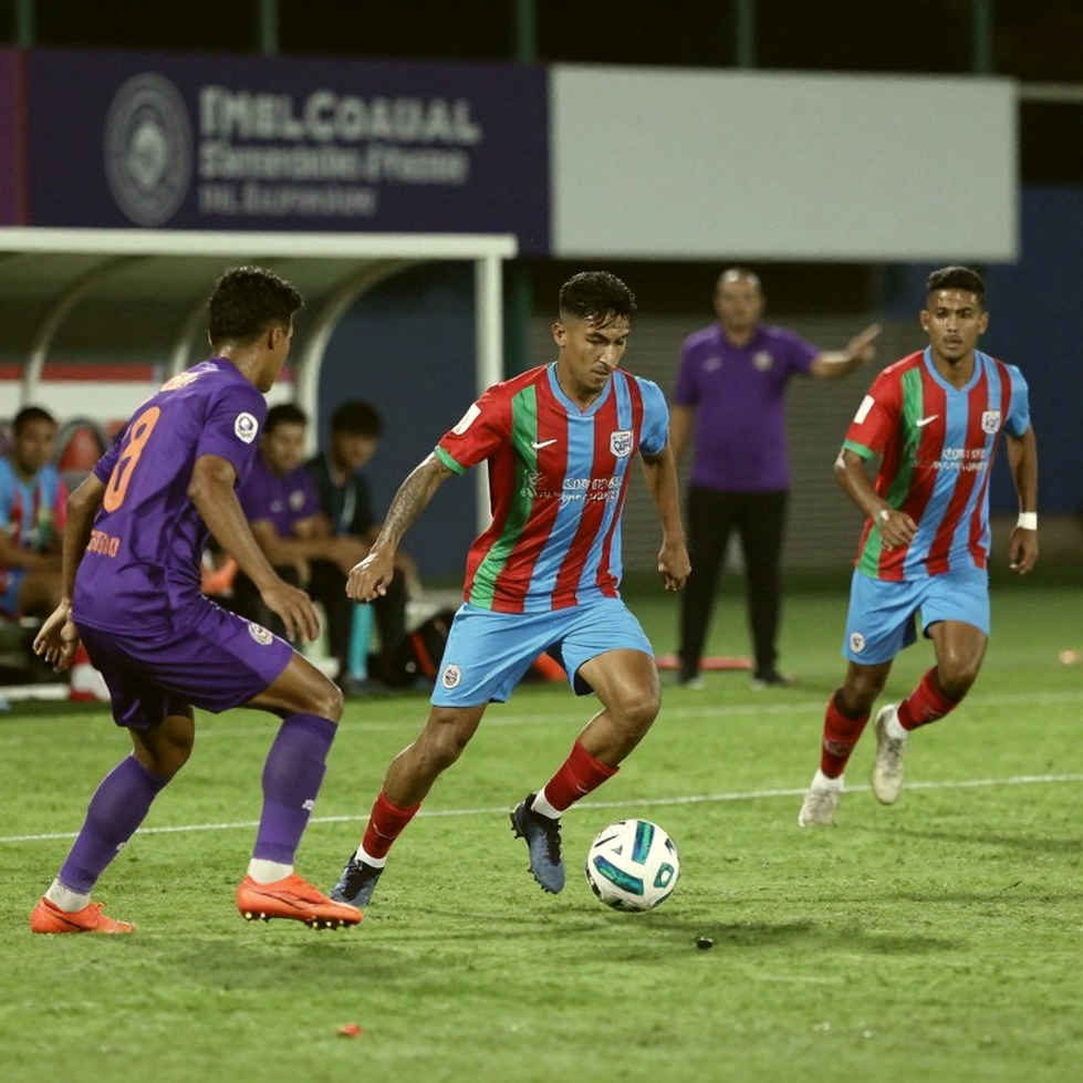 Julian Hall and the Two-Flag Gamble: Why a USMNT Call-Up Cannot Lock Down an 18-Year-Old