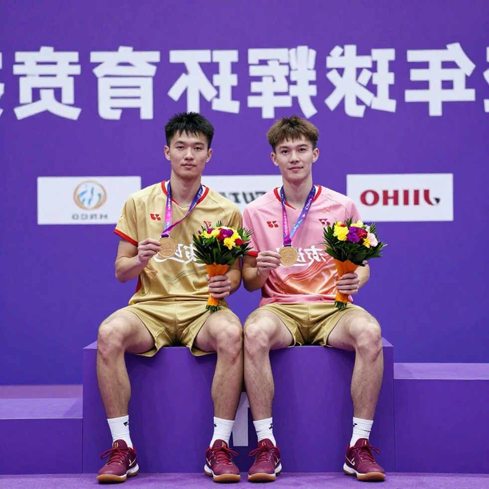 Từ ghế sô pha đến sân đấu Trung Hoa: Srikanth và Satwik-Chirag viết tiếp câu chuyện hồi sinh tại China Masters 2026