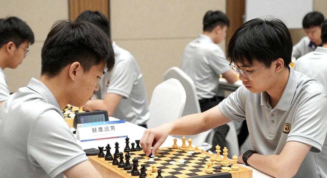 Thủ tướng Modi tặng kịch bản World Cup cho Tổng thống Uzbekistan: Javokhir Sindarov và Gukesh - cặp đấu trẻ nhất lịch sử cờ vua