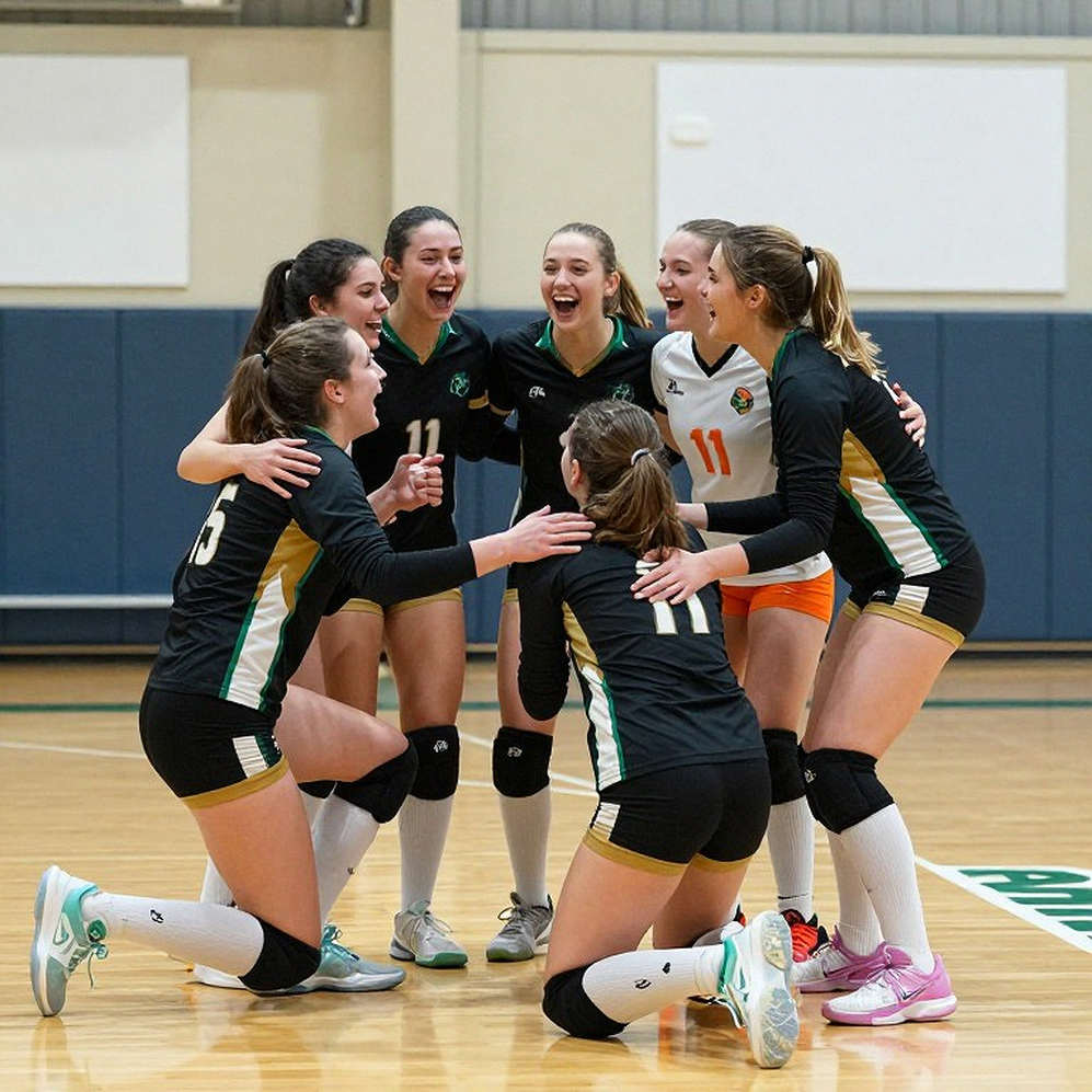 Nebraska quét sạch Creighton 3-0 và cột mốc 15.405 khán giả: khi khán đài kể thay phần lớn câu chuyện