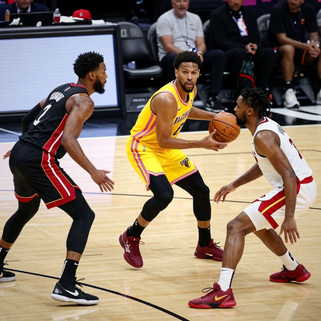 Hugo González, Boston Celtics và bài toán outlier: đọc 78 trận qua lăng kính dữ liệu