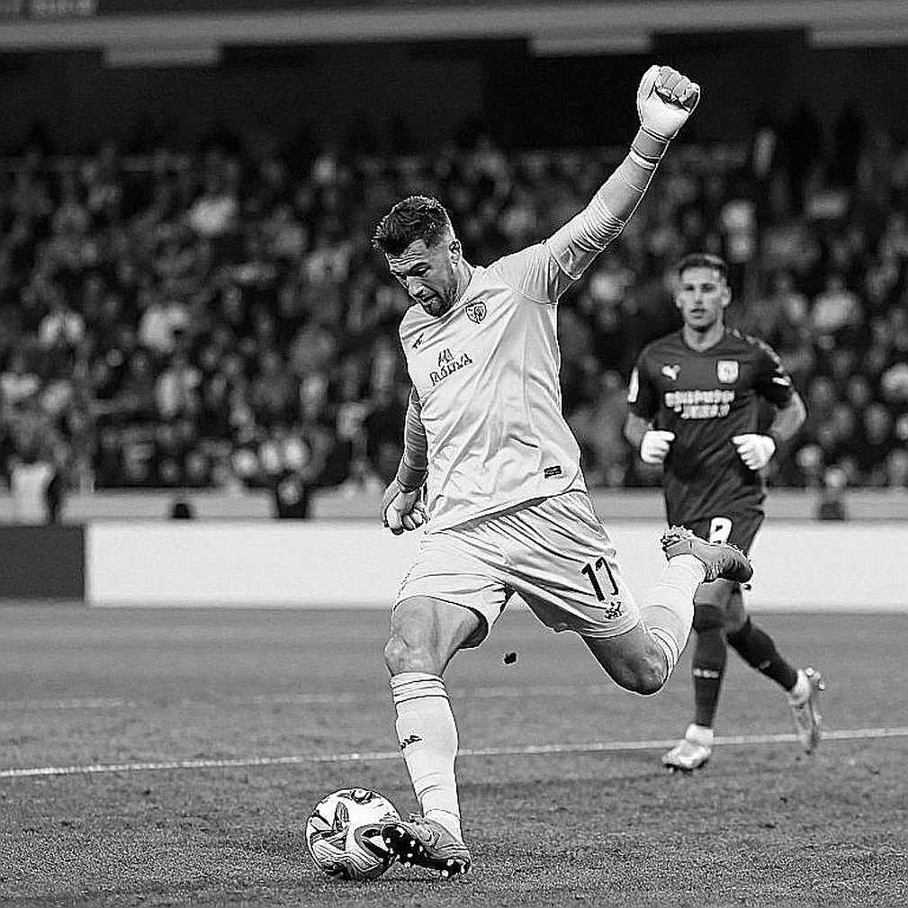 CAHN tiếp đón Hà Nội FC: Khi hàng công tuyệt đối gặp hàng thủ rách, và vì sao đòi hỏi một trận đôi công là đặt cược sai chỗ