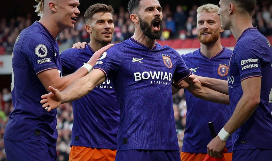 FA cáo buộc Arbeloa: Một câu nói phút 89 và giới hạn của quyền được bất mãn