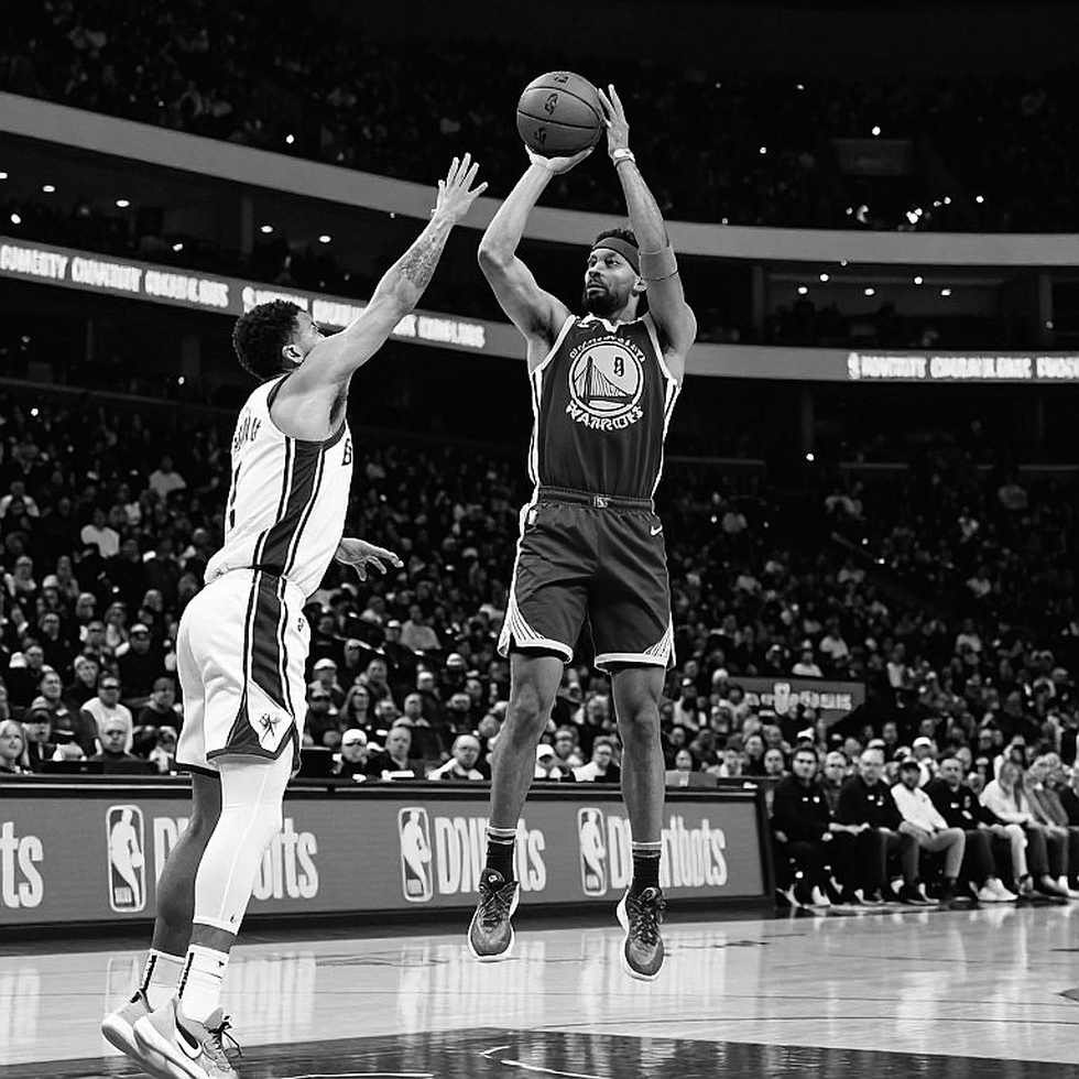 Rhodes, một khách sạn và hai đội bóng: Ổ dịch đường ruột đánh trúng Panathinaikos và AEK ngay cửa ngõ EuroLeague