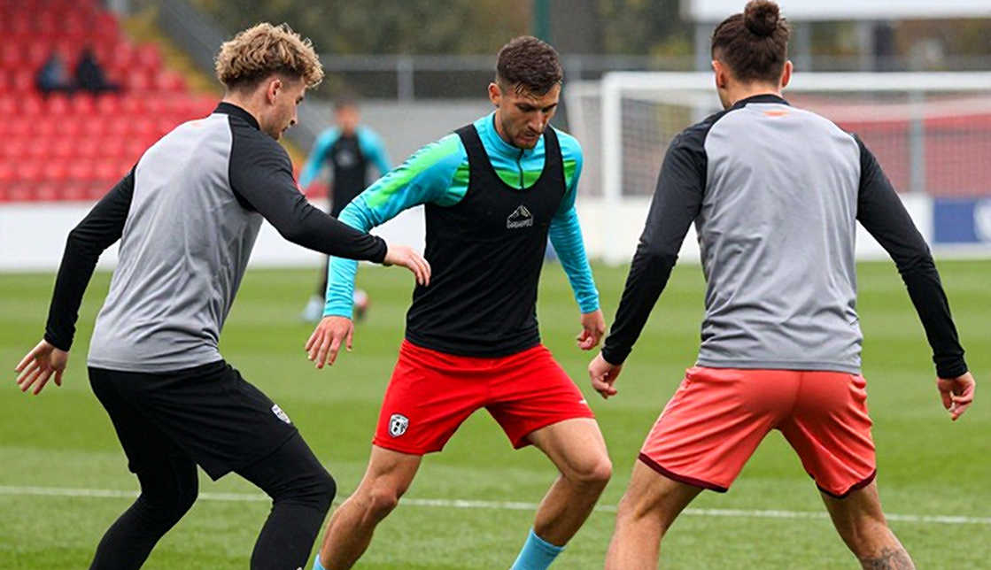 Norwich ngược dòng 3-1 tại The Valley: chuỗi năm trận thua khép lại, vết nứt phòng ngự thì chưa