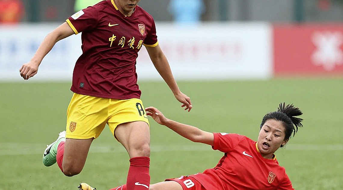 The Cong - Viettel thua Ha Tinh 1-3 ở vòng 3 LPBank V-League: khoảng trống tuyến giữa và cái tên Doan Ngoc Tan