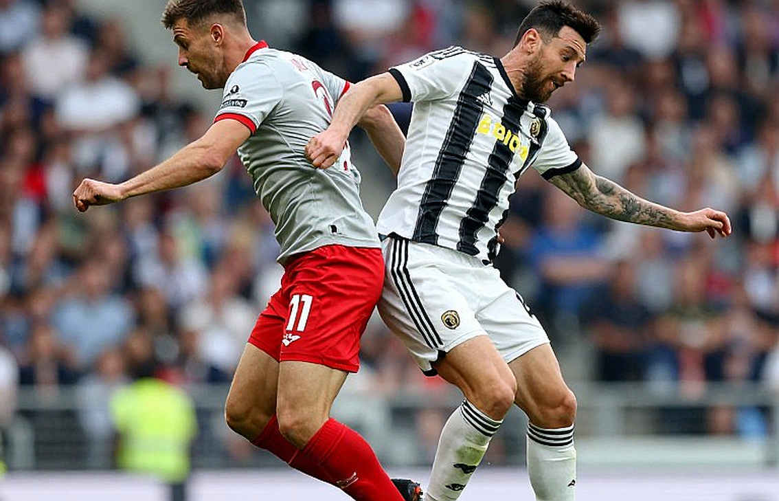 Manchester United và canh bạc của Carrick: Sáu điểm, một ghế nóng và cánh cửa tháng Mười Một